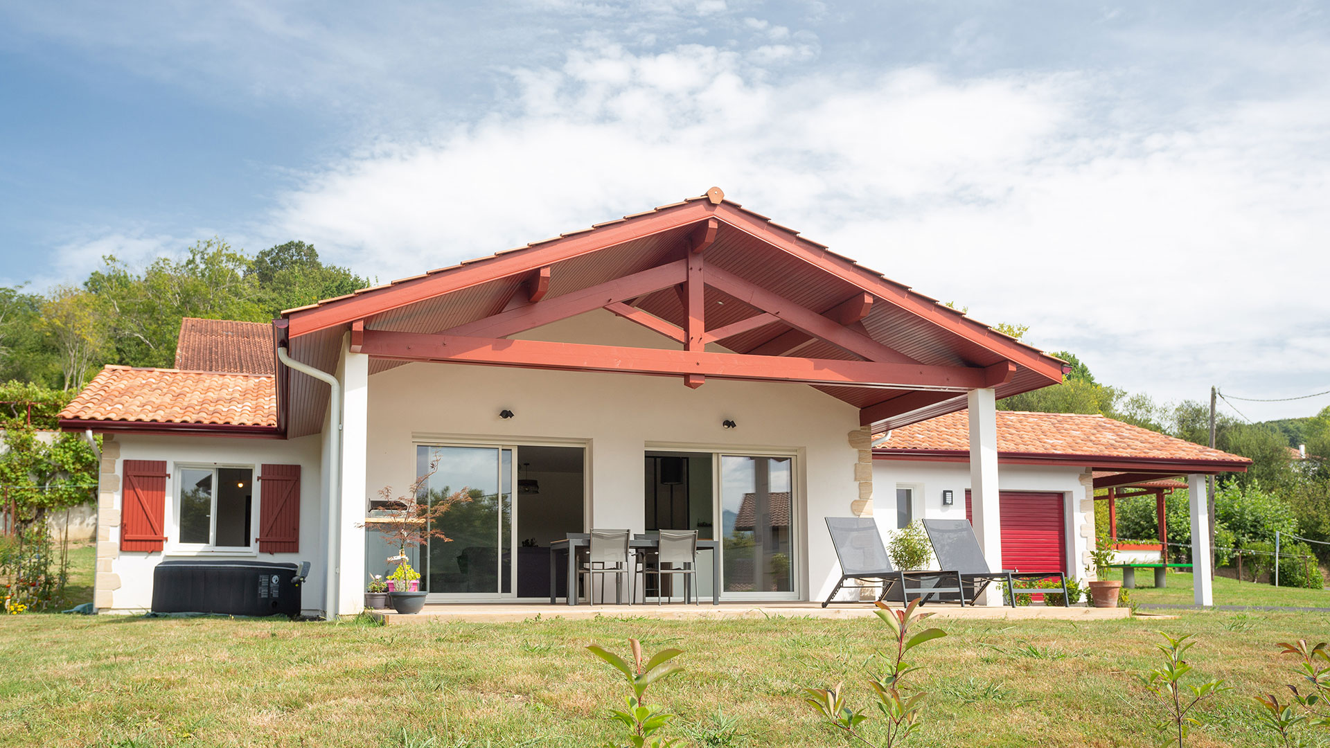 Une Maison Basque Aux Portes De L