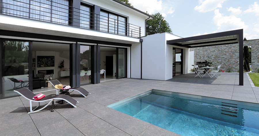 maison design bordeaux avec piscine