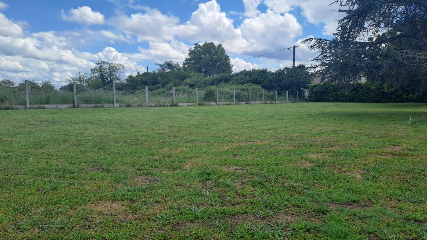 Terrain constructible Cadaujac  (Gironde 33)