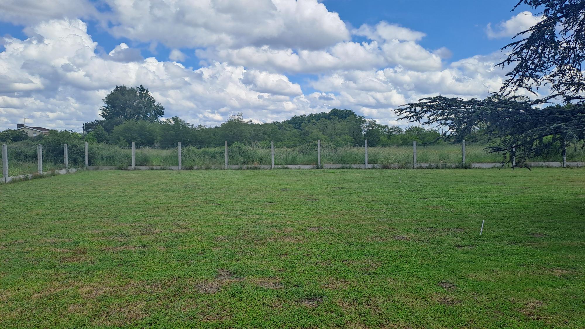 Terrain constructible Cadaujac  (Gironde 33)