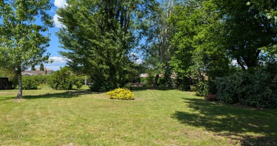 Terrain constructible Saint-sulpice-et-cameyrac  (Gironde 33)