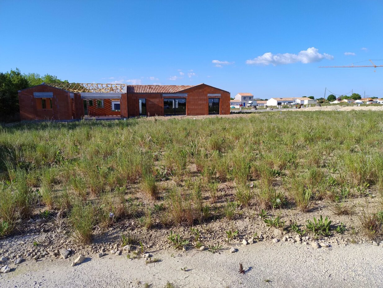 Terrain constructible La jarne  (Charente-Maritime 17)
