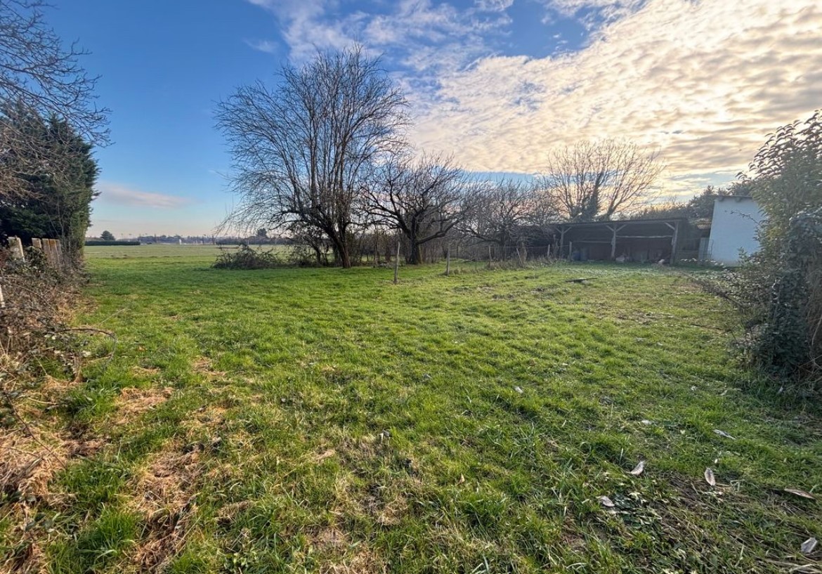 Terrain constructible Sainte-colombe-en-bruilhois  (Lot et Garonne 47)