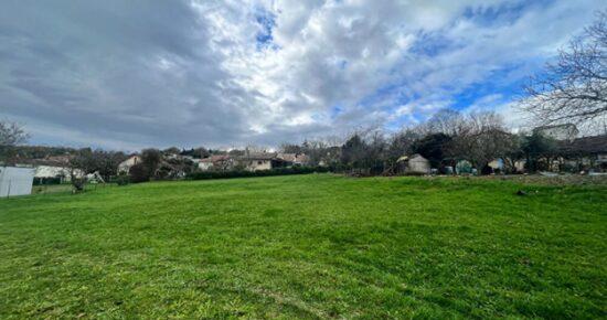 Terrain constructible Cancon  (Lot et Garonne 47)