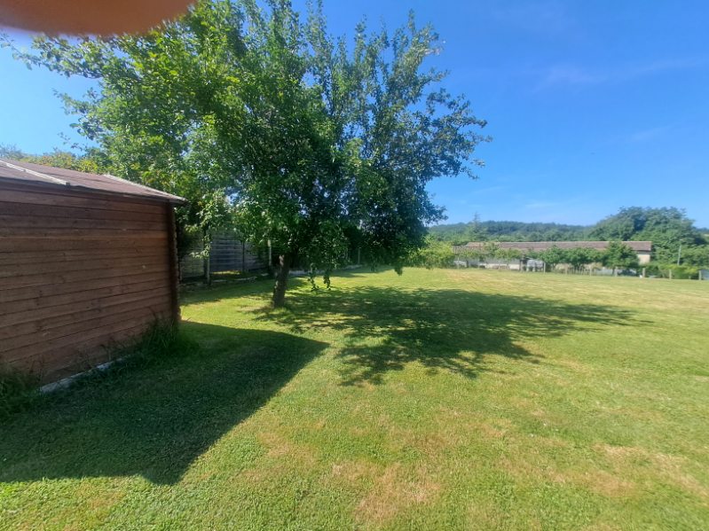 Terrain constructible La sauve  (Gironde 33)