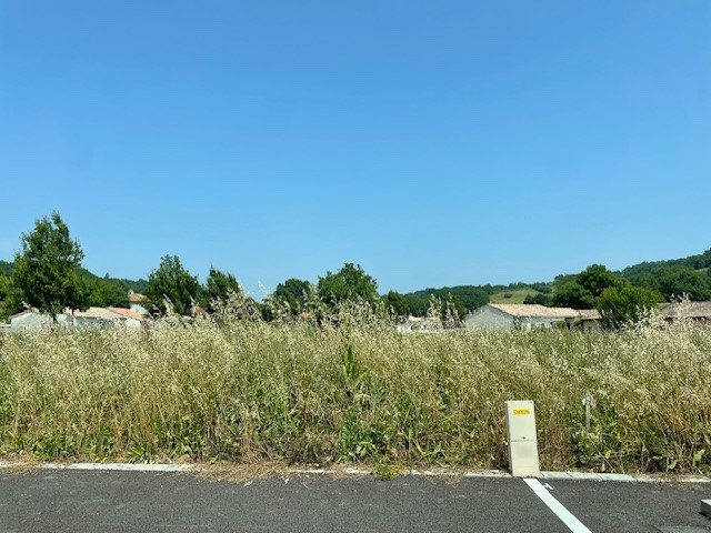 Terrain constructible Saint-caprais-de-lerm  (Lot et Garonne 47)