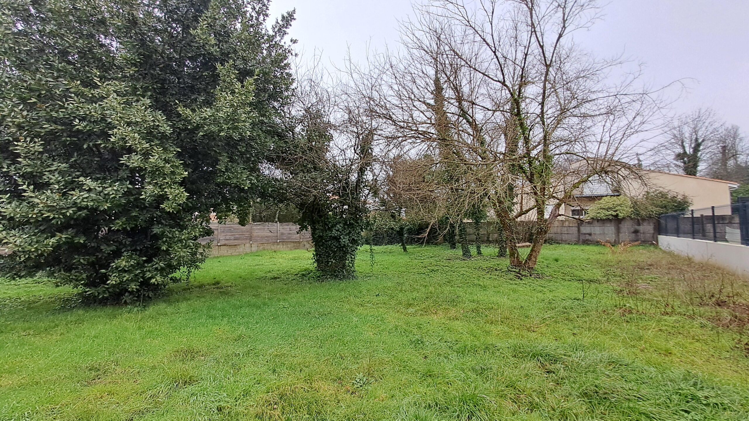 Terrain constructible Bordeaux caudéran  (Gironde 33)