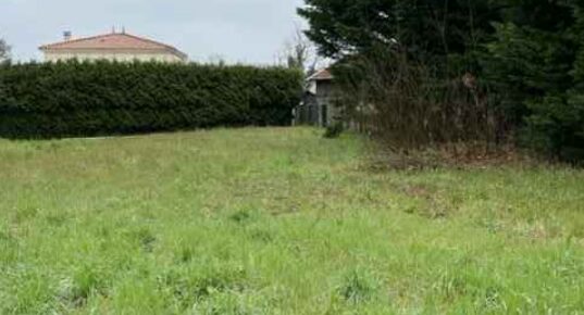 Terrain constructible Les mathes  (Charente-Maritime 17)