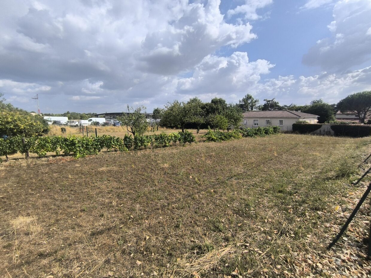 Terrain constructible Cognac  (Charente 16)