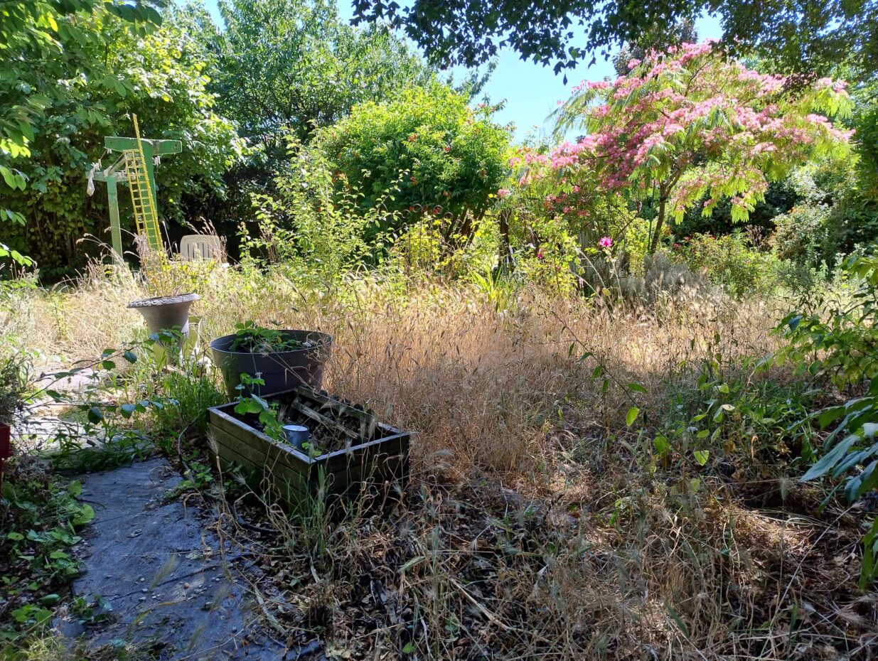 Terrain constructible La jarrie  (Charente-Maritime 17)