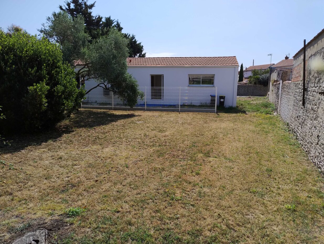 Terrain constructible La rochelle  (Charente-Maritime 17)