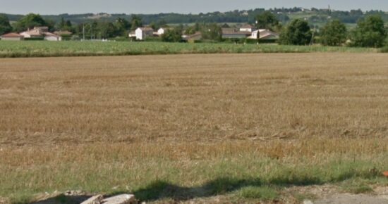 Terrain constructible Brax  (Lot et Garonne 47)
