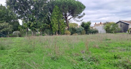 Terrain constructible Bègles  (Gironde 33)
