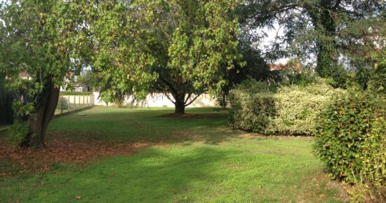 Terrain constructible Bruges  (Gironde 33)