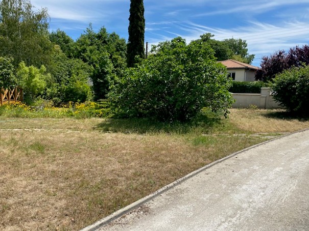 Terrain constructible Le haillan  (Gironde 33)