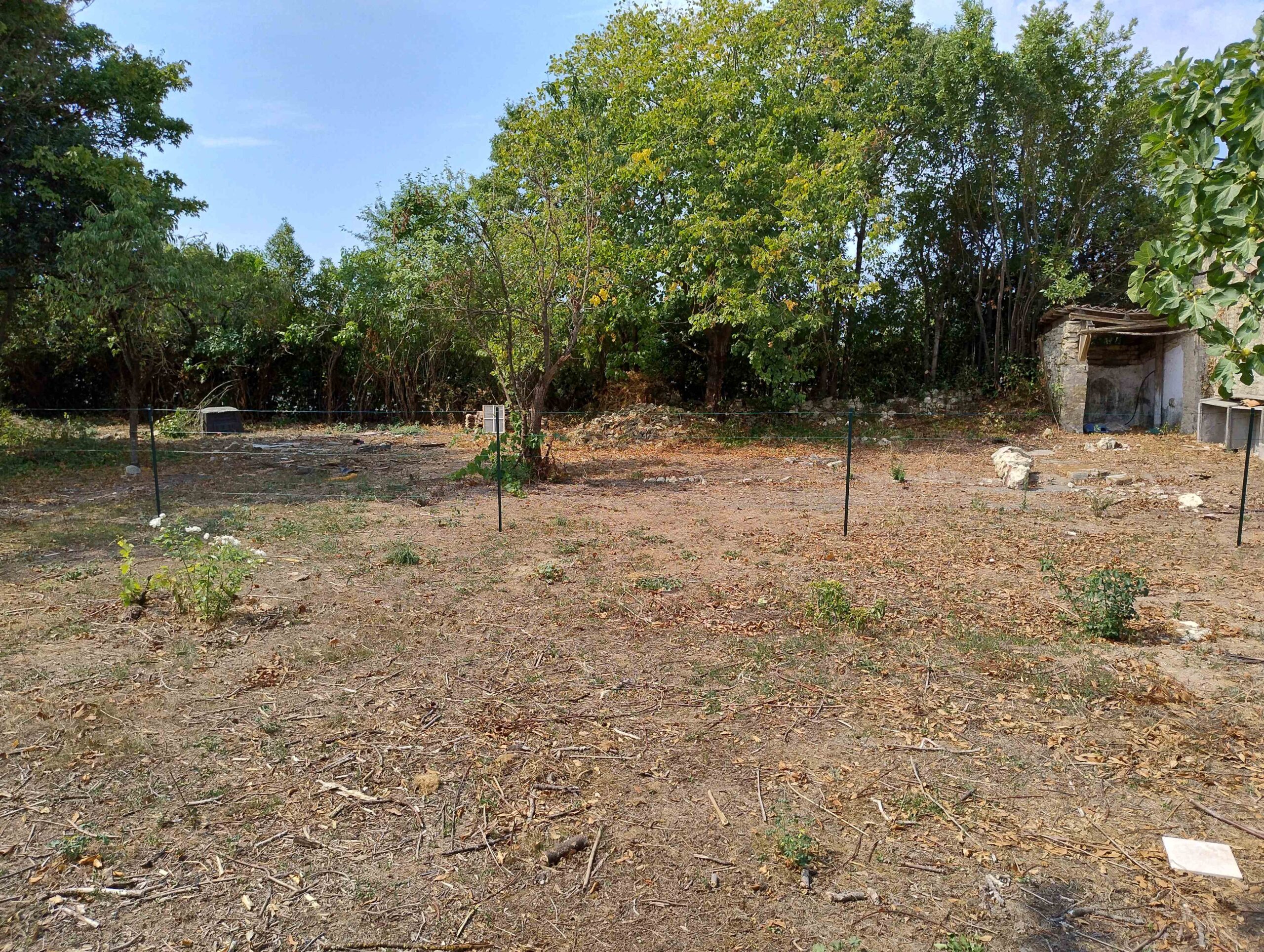 Terrain constructible Andilly  (Charente-Maritime 17)