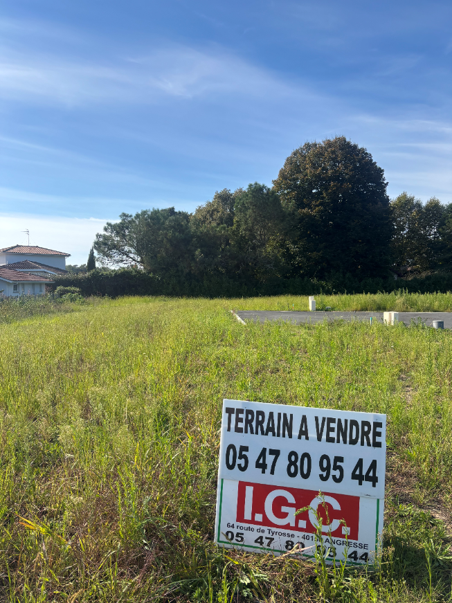 Terrain constructible Tosse  (Landes 40)