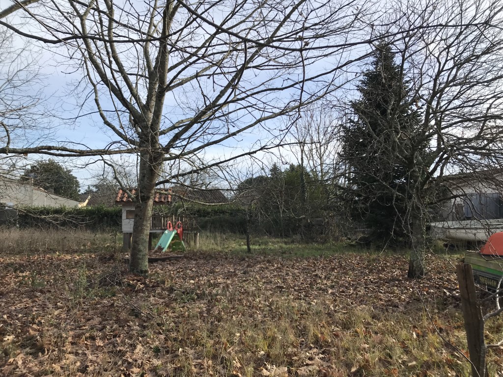 Terrain constructible Langon  (Gironde 33)