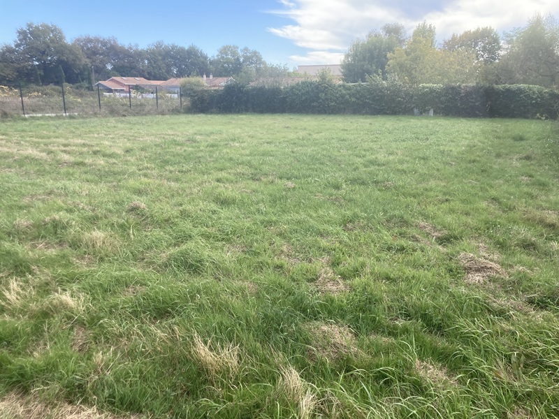 Terrain constructible Sadirac  (Gironde 33)
