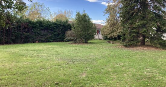 Terrain constructible Saint-loubès  (Gironde 33)