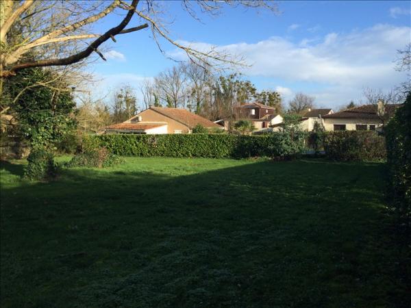 Terrain constructible Bordeaux caudéran  (Gironde 33)