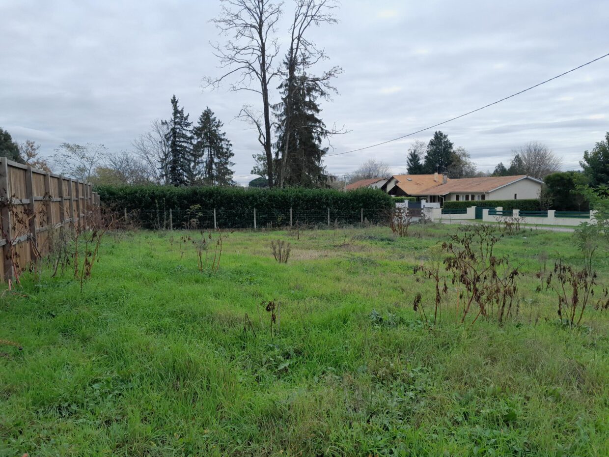 Terrain constructible Saint-laurent-médoc  (Gironde 33)