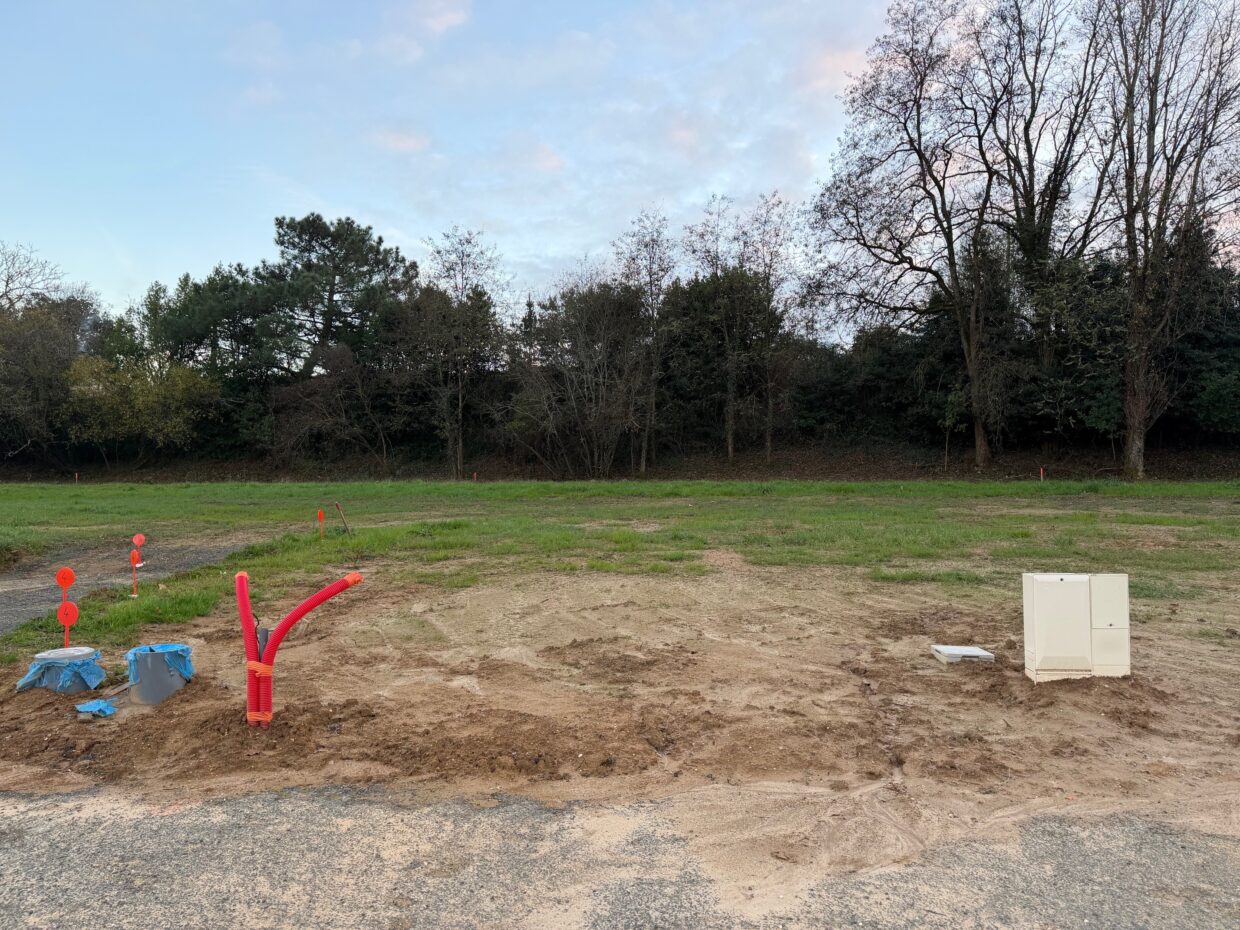 Terrain constructible Bourg  (Gironde 33)