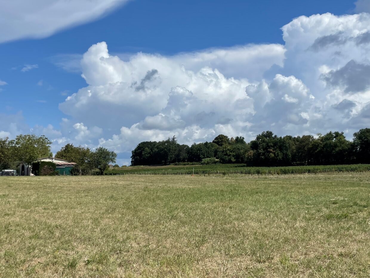 Terrain constructible La lande-de-fronsac  (Gironde 33)