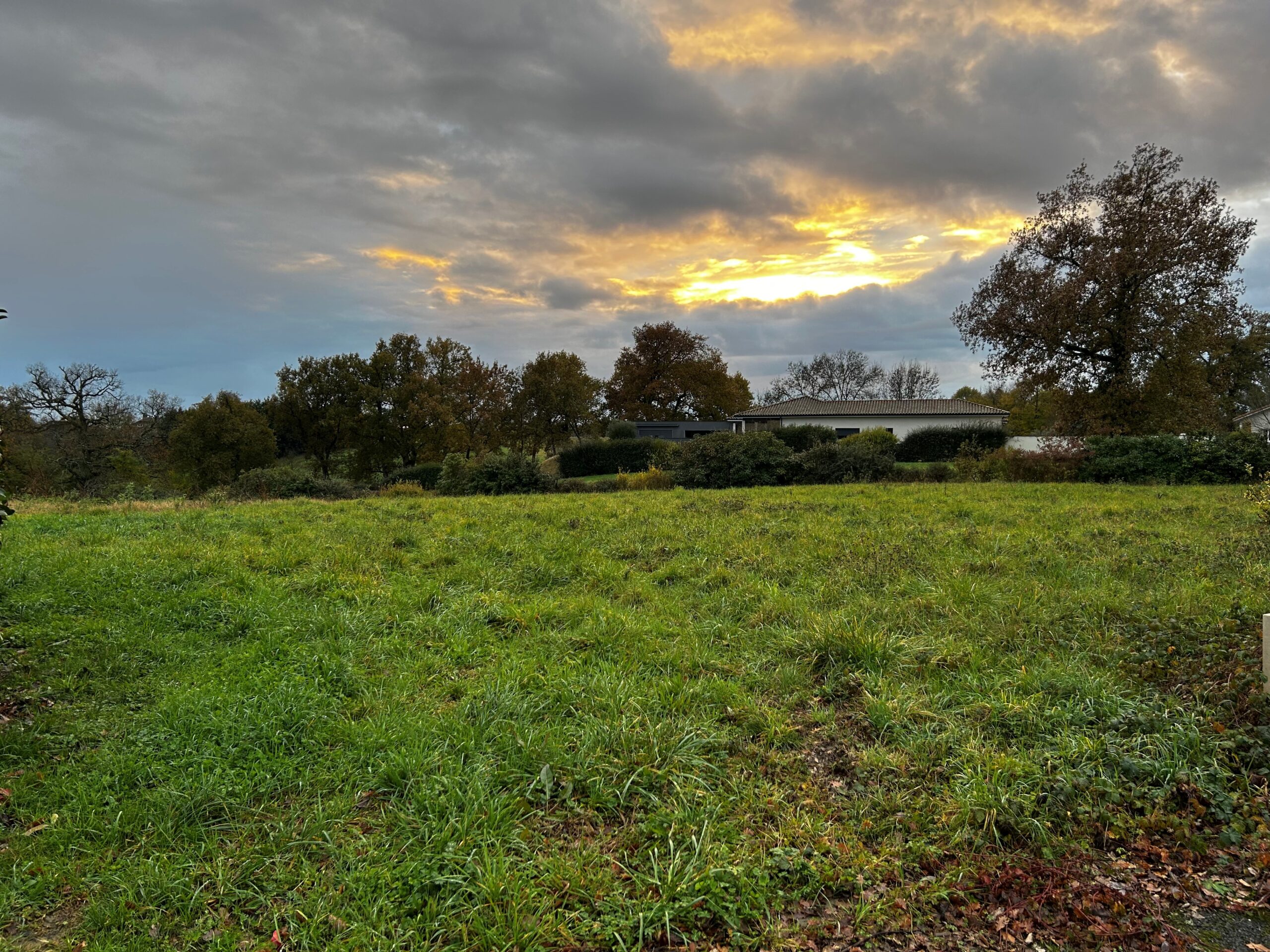 Terrain constructible Condom (Gers 32)