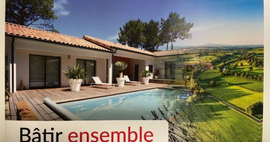 Terrain constructible Urt  (Pyrénées Atlantiques 64)