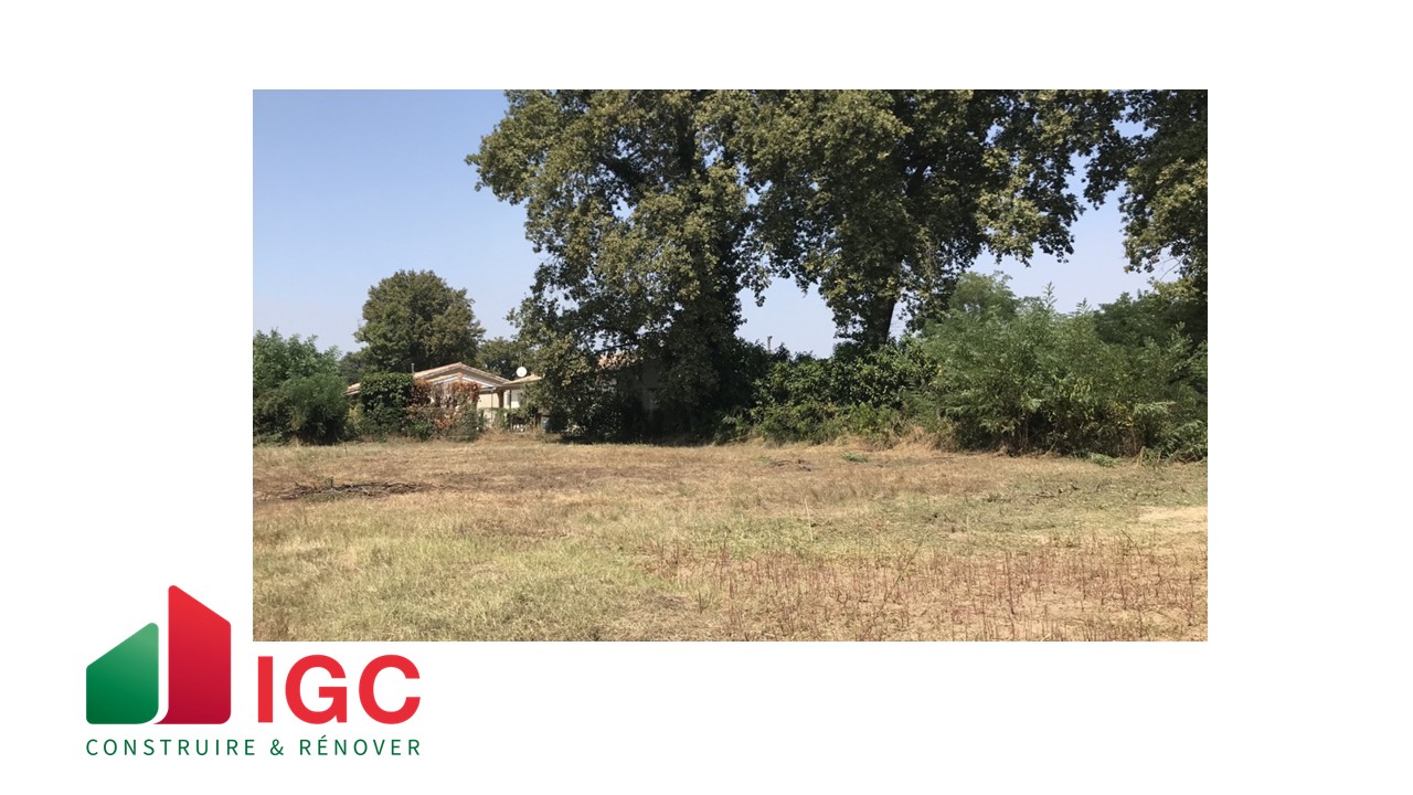 Terrain constructible Roaillan  (Gironde 33)