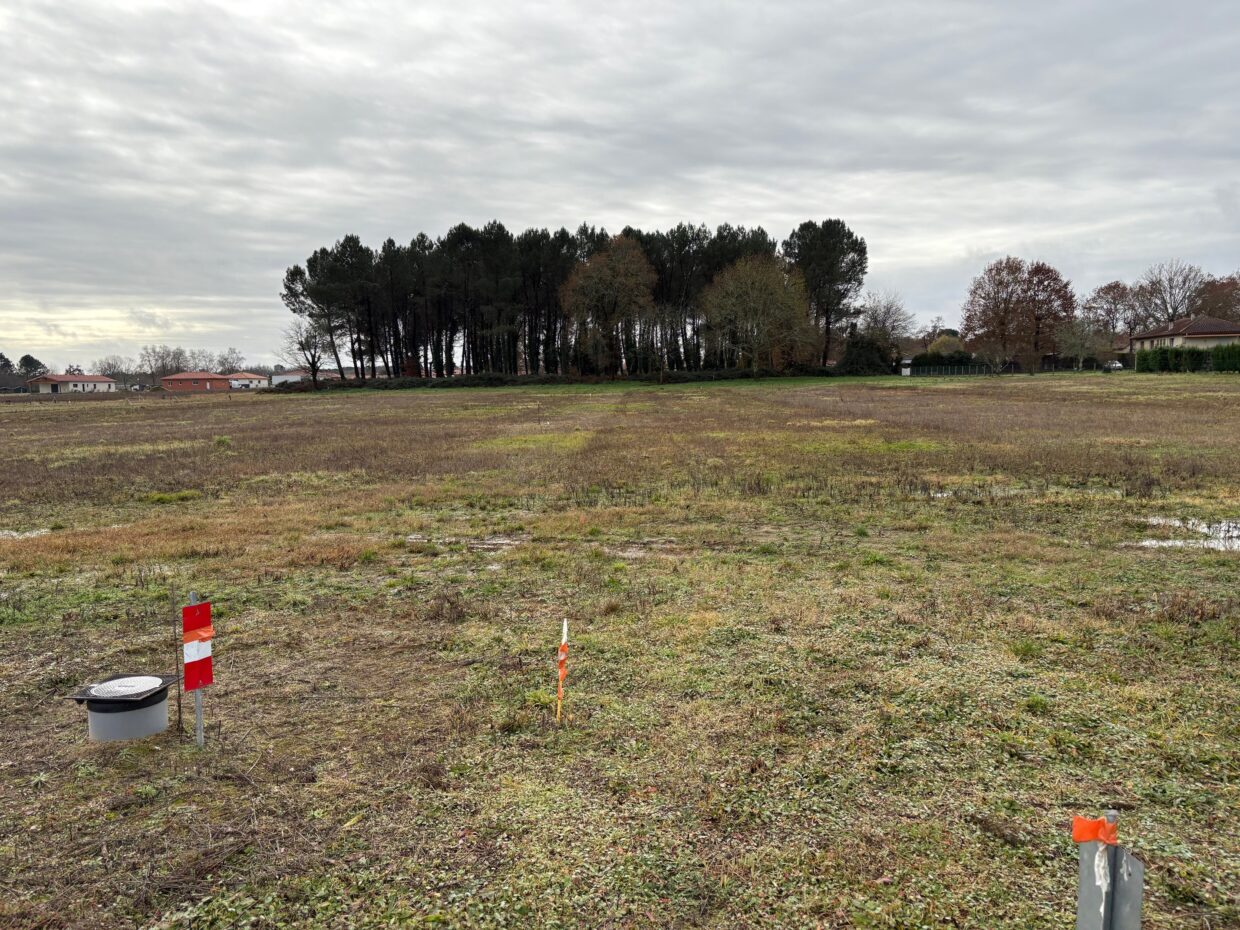 Terrain constructible Sarbazan  (Landes 40)