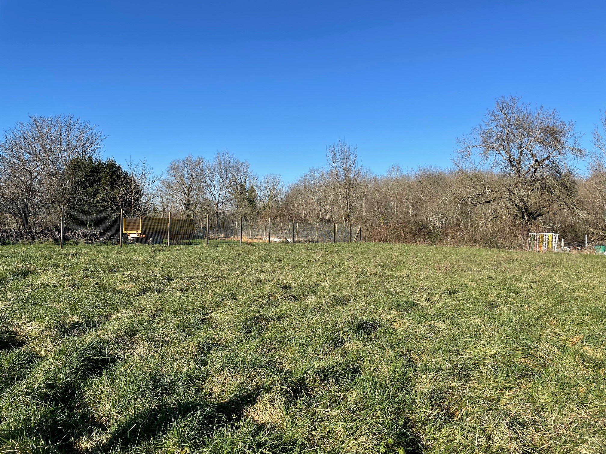 Terrain constructible Campugnan  (Gironde 33)