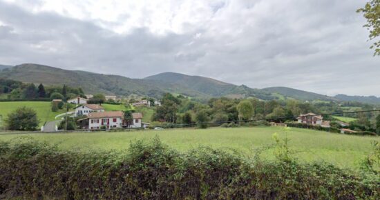 Terrain constructible Urrugne  (Pyrénées Atlantiques 64)