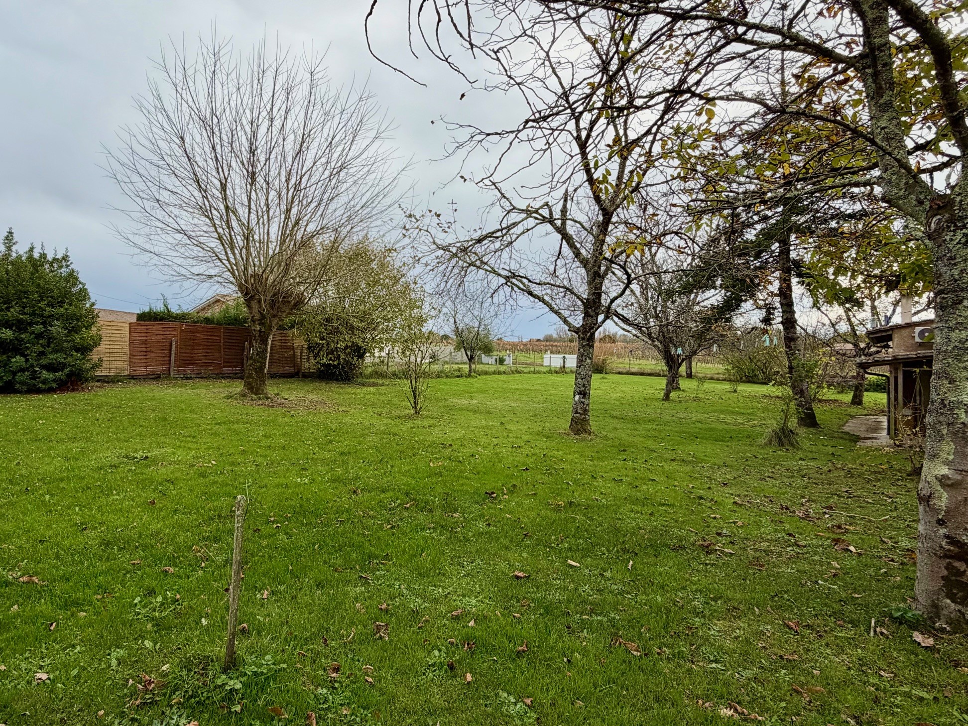 Terrain constructible Blaye  (Gironde 33)