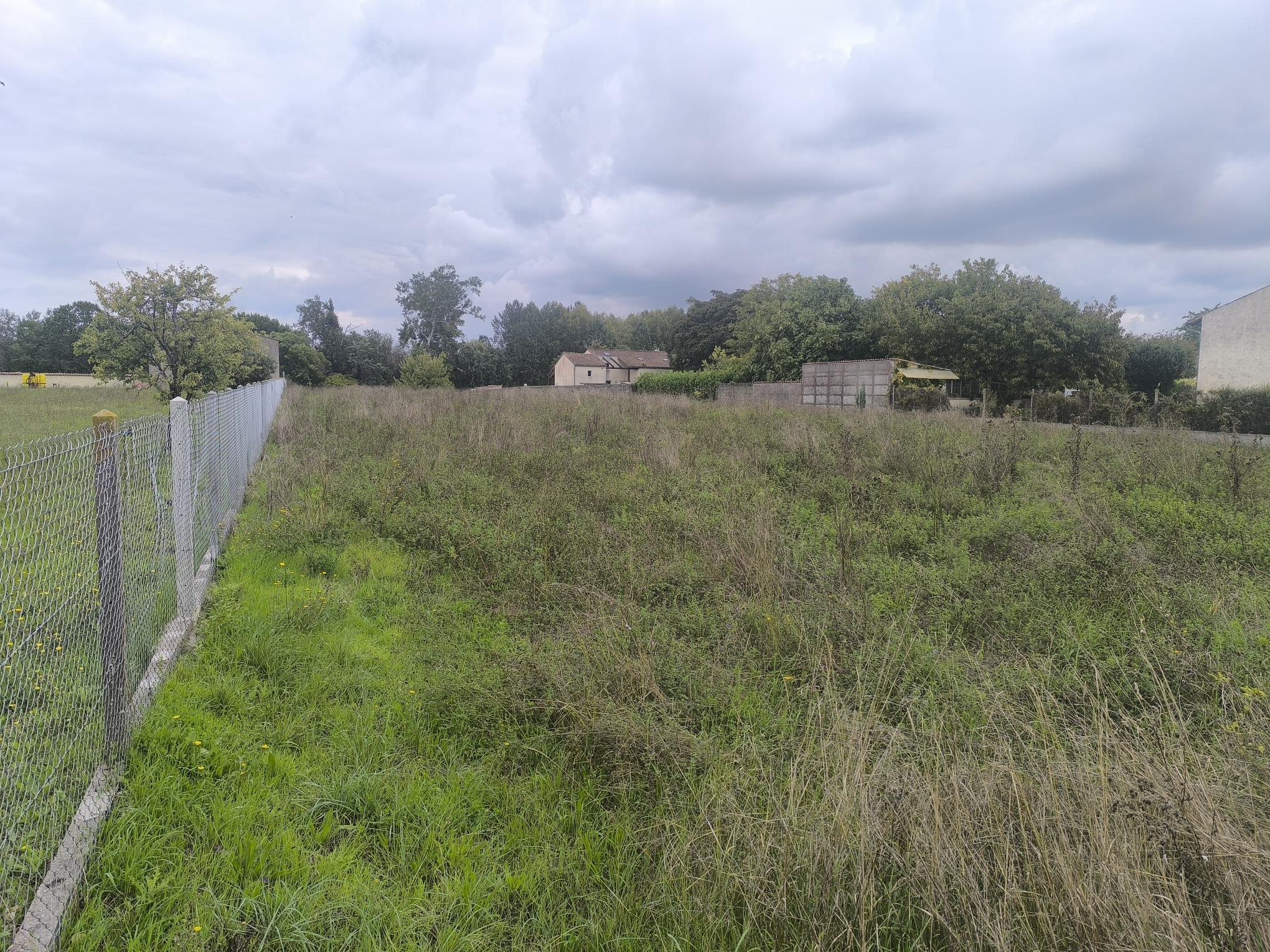 Terrain constructible Ars (Charente 16)