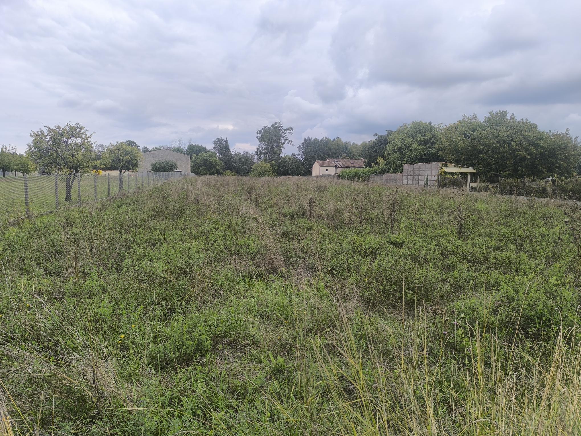 Terrain constructible Ars (Charente 16)