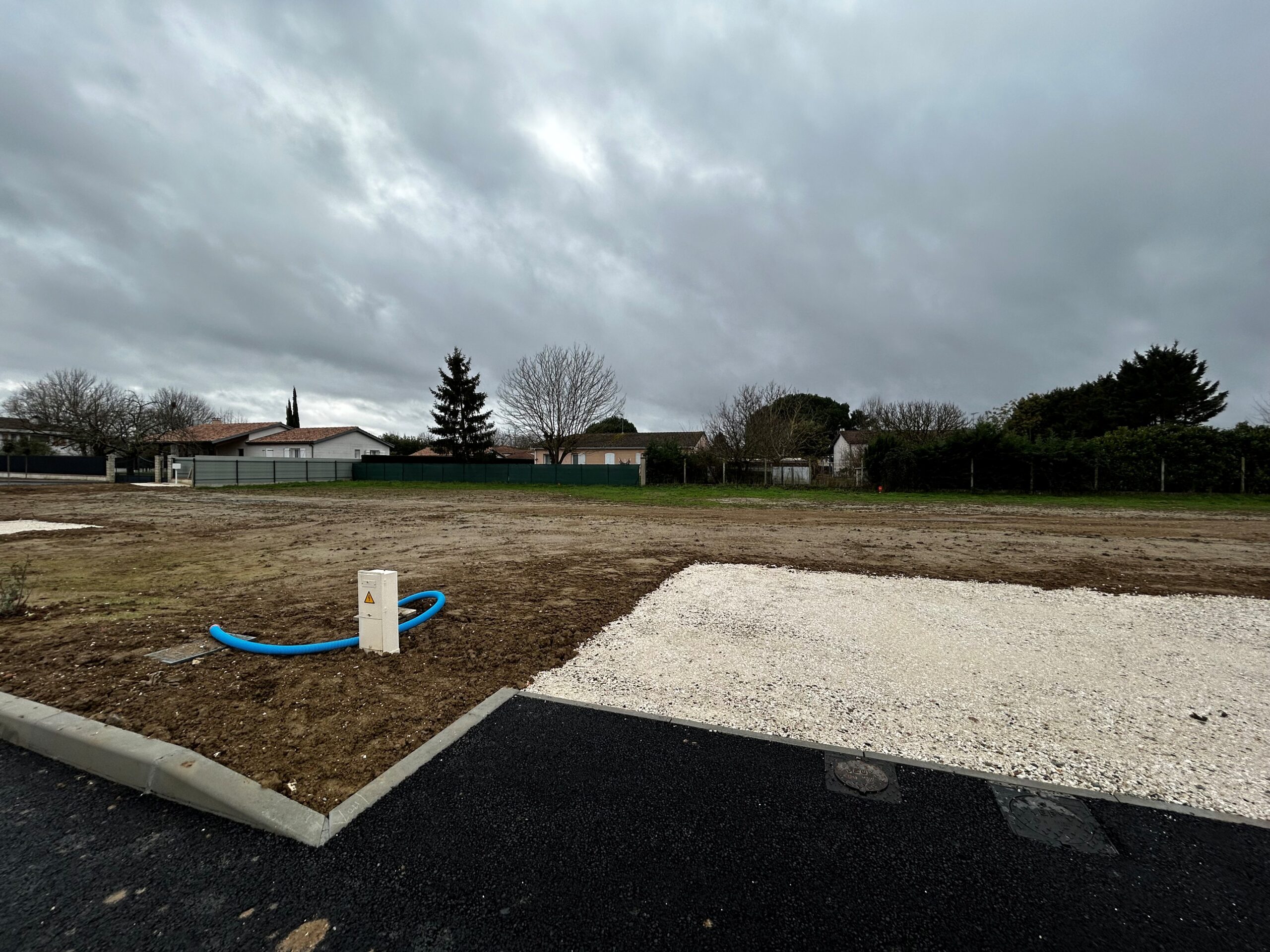 Terrain constructible Estillac  (Lot et Garonne 47)