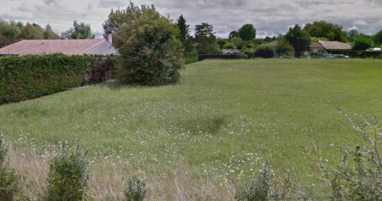 Terrain constructible Villandraut  (Gironde 33)