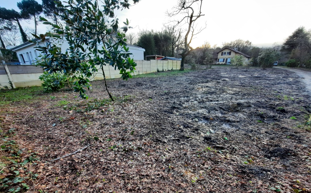 Terrain constructible Gradignan  (Gironde 33)