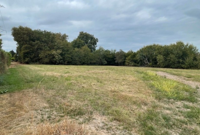 Terrain constructible Saint-félix-de-foncaude  (Gironde 33)