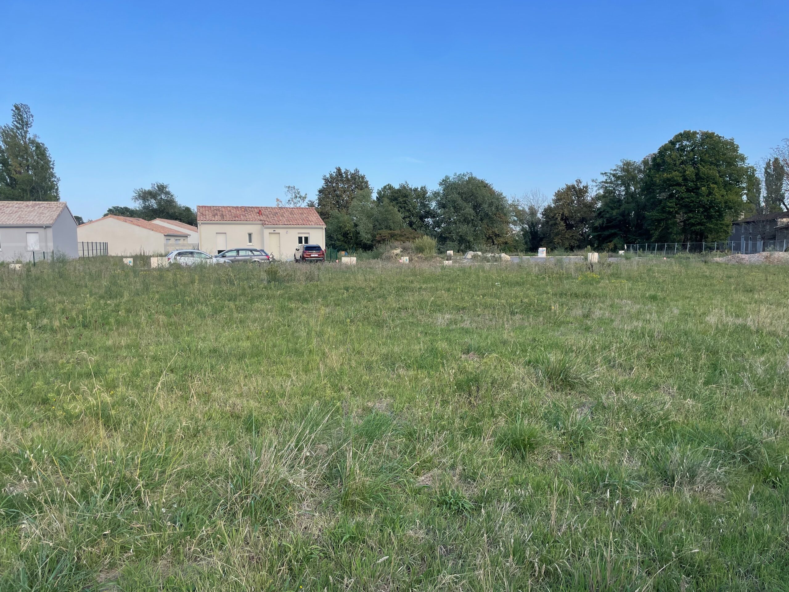 Terrain constructible Prignac-et-marcamps (Gironde 33)