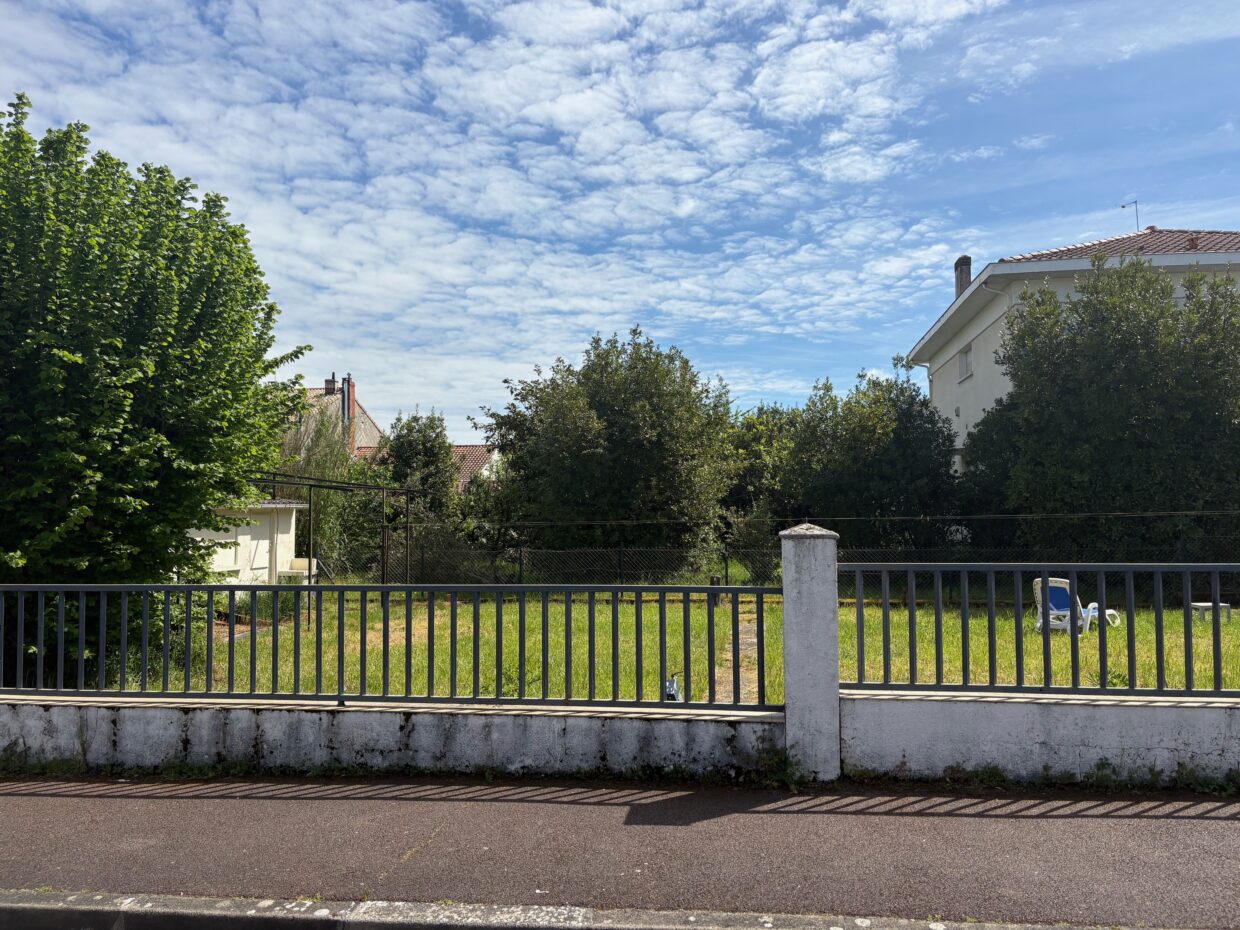 Terrain constructible Talence  (Gironde 33)