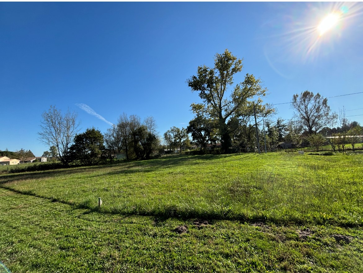 Terrain constructible Reignac (Gironde 33)