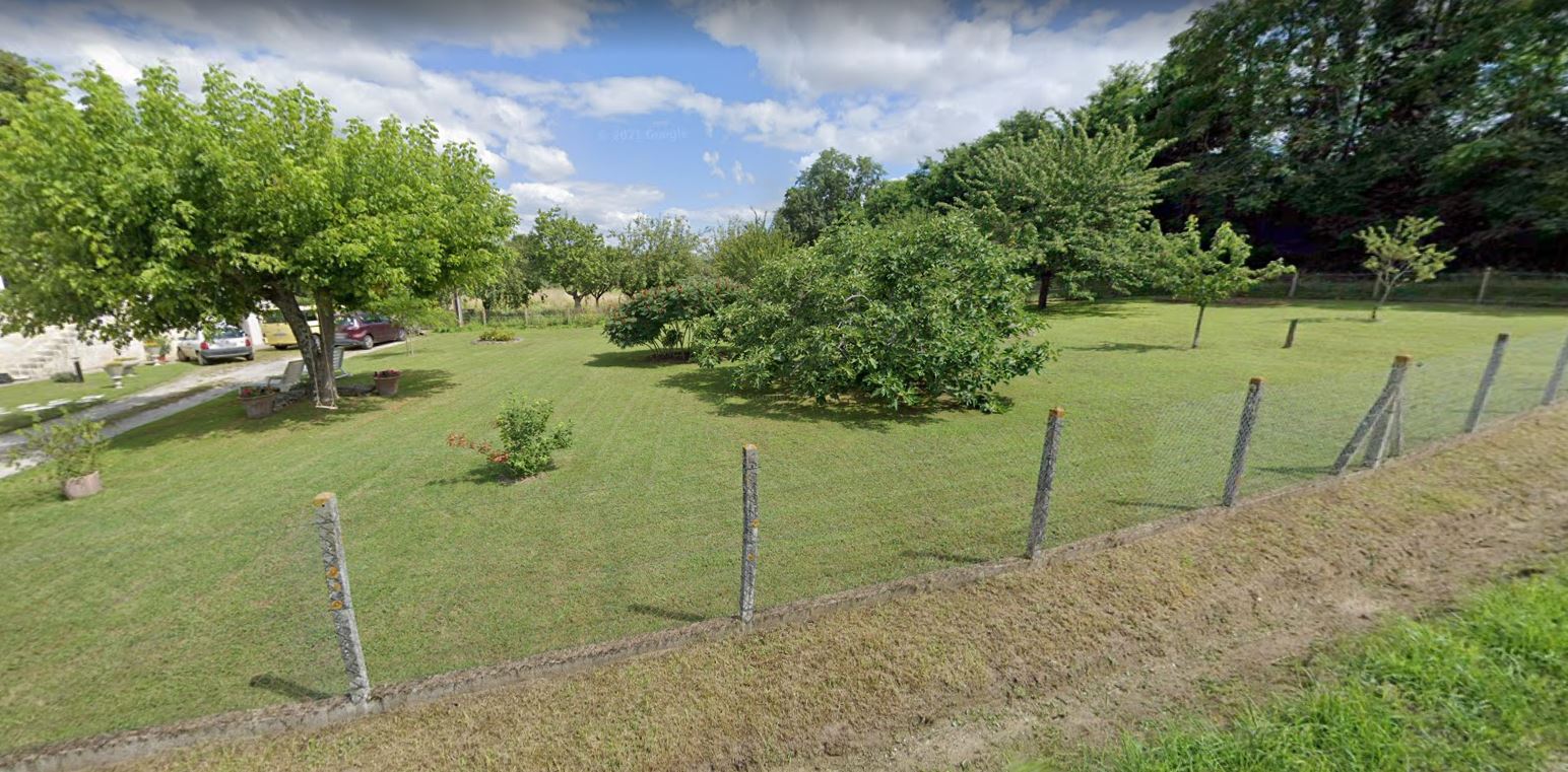 Terrain constructible Bourg (Gironde 33)