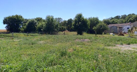 Terrain constructible Sainte-soulle (Charente-Maritime 17)