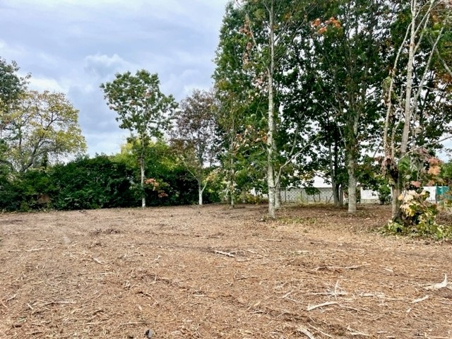 Terrain constructible Bourg (Gironde 33)