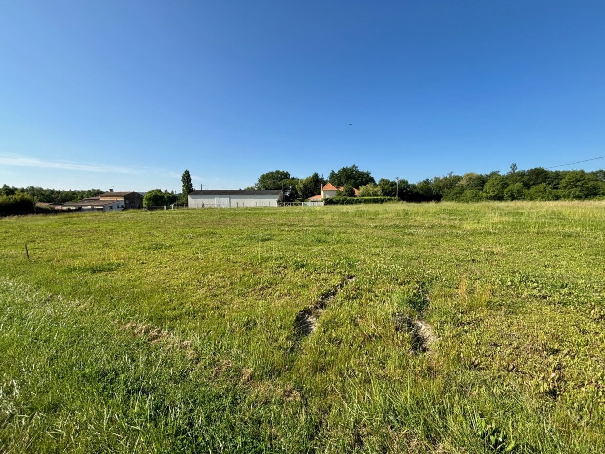 Terrain constructible Cars (Gironde 33)