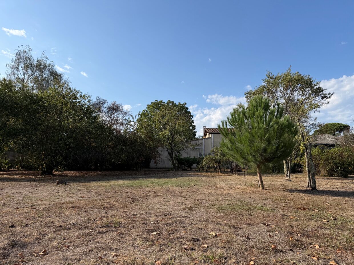 Terrain constructible Libourne  (Gironde 33)