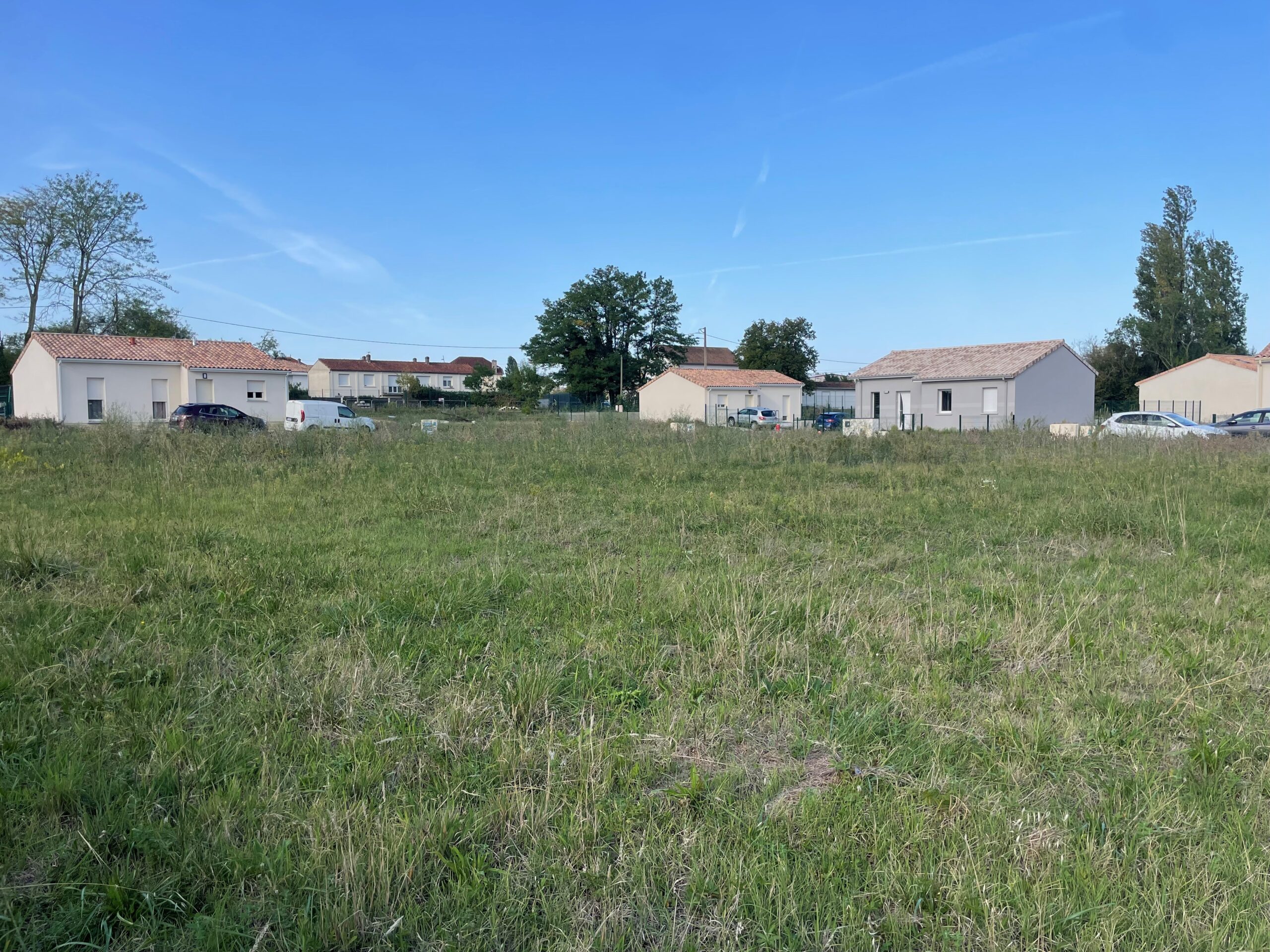 Terrain constructible Prignac-et-marcamps  (Gironde 33)